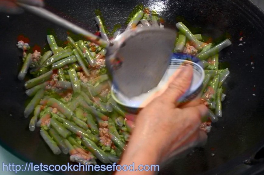 Chinese Recipe Stirfried String Bean with Minced Meat (中菜食譜：四季豆炒肉碎)