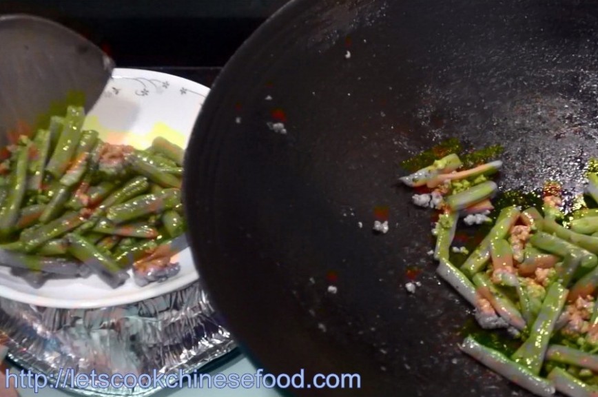 Chinese Recipe Stirfried String Bean with Minced Meat (中菜食譜：四季豆炒肉碎)