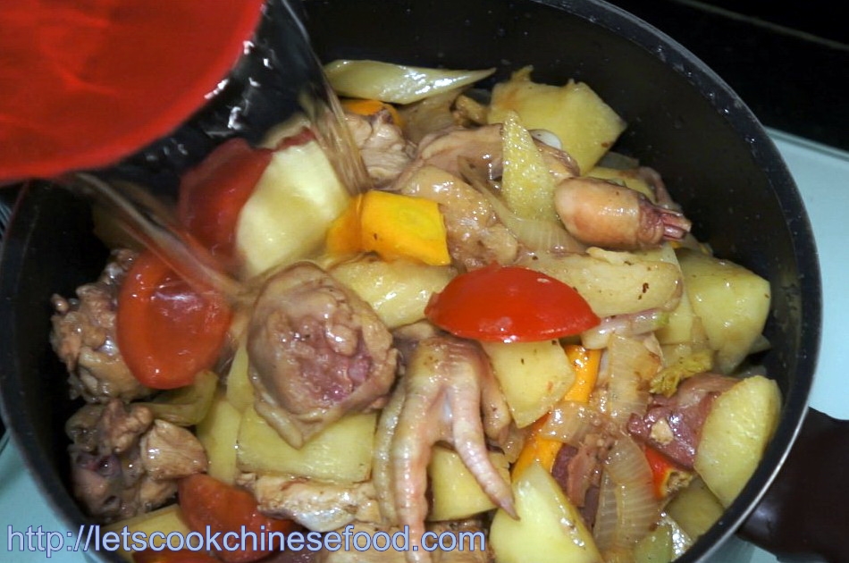 Chinese Recipe Stewed Chicken with Potato and Tomato