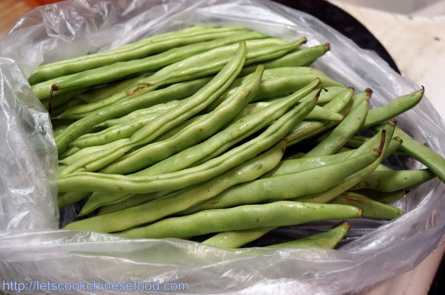 Chinese Recipe Stirfried String Bean with Minced Meat (中菜食譜：四季豆炒肉碎)